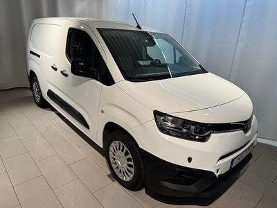 Arctic vit Begagnad 2021 Toyota Proace City City Minibuss | 184 900 kr (Bra pris)