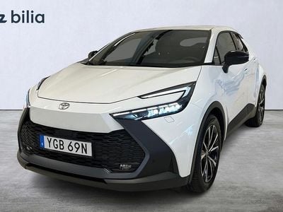 Begagnad Toyota C-HR Style 141 HK (103 kW) 2024 Vit SUV