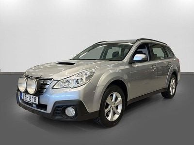Begagnad Subaru Outback 150 HK (110 kW) 2014 Silver Kombi