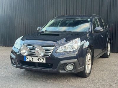 Begagnad Subaru Outback 150 HK (110 kW) 2013 Mörkblå SUV
