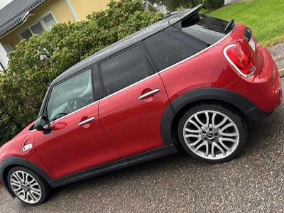 Begagnad Mini Cooper SD 170 HK (125 kW) 2015 Halvkombi