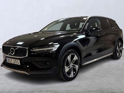 Begagnad Volvo V60 CC 200 HK (147 kW) 2021 Svart Kombi