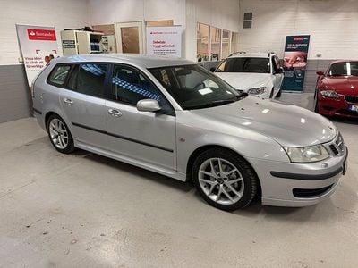 Silver Begagnad 2005 Saab 9-3 Linear Kombi | 24 900 kr (Marknadspris)