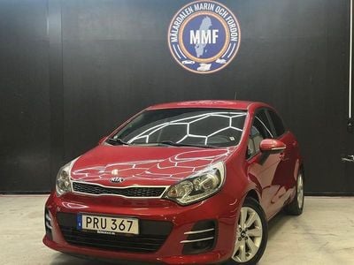 Begagnad Kia Rio 109 HK (80 kW) 2015 Röd Halvkombi