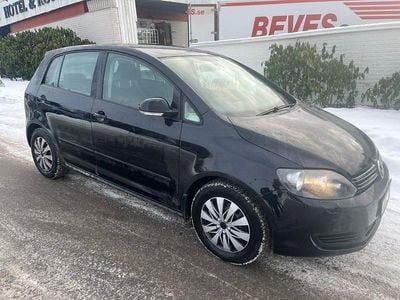 Begagnad VW Golf Plus Cross 2011 Minibuss