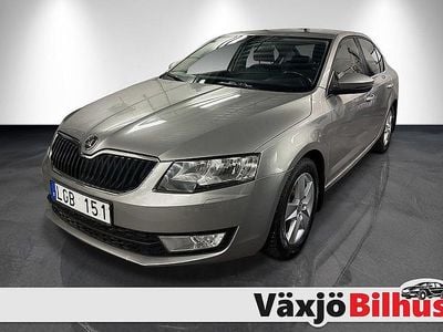 Brun Begagnad 2013 Skoda Octavia Elegance Halvkombi | 87 900 kr (Bra pris)