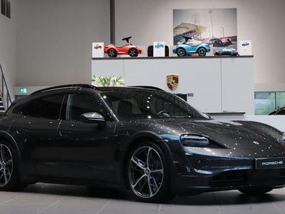 Begagnad Porsche Taycan Cross Turismo 319 kW (435 HK) 2023 Grå Sedan