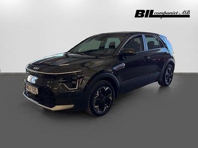 Begagnad Kia Niro 150 kW (204 HK) 2023 Mörkgrå SUV