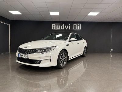 Vit Begagnad 2015 Kia Optima Launch Edition Sedan | 149 900 kr (Marknadspris)