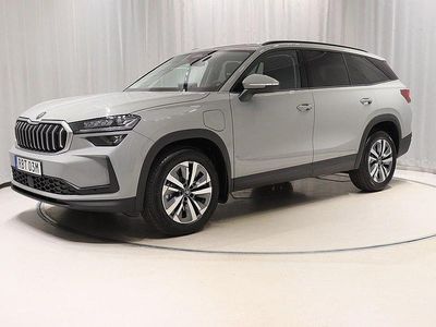 Grå Begagnad 2025 Skoda Kodiaq Business Line SUV | 449 900 kr