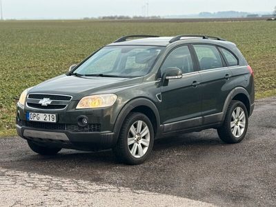 begagnad Chevrolet Captiva 3.2 V6 AWD AUTOMAT | 7 SITS | 8940 MIL