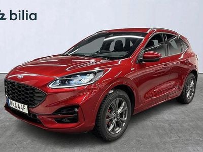 Röd Begagnad 2022 Ford Kuga ST-Line SUV | 299 500 kr (Marknadspris)