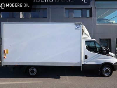 begagnad Iveco Daily 2.3 JTD Volymskåp BG-Lyft Värmare 2018, Transportbil