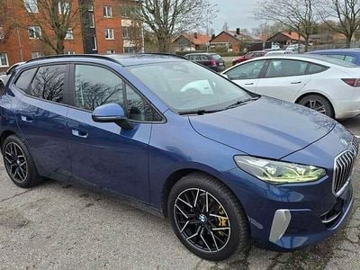 Begagnad 2023 BMW 220 Active Tourer Minibuss | 350 000 kr