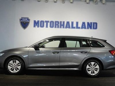 Grå Begagnad 2023 Skoda Octavia Kombi | 254 900 kr (Marknadspris)