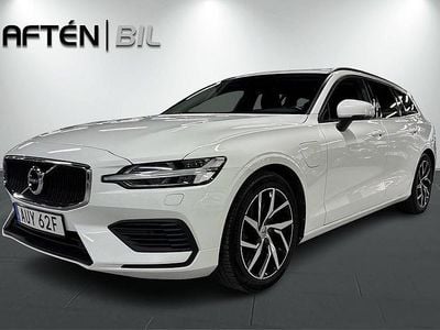 Vit Begagnad 2020 Volvo V60 Momentum Kombi | 259 800 kr (Superpris)