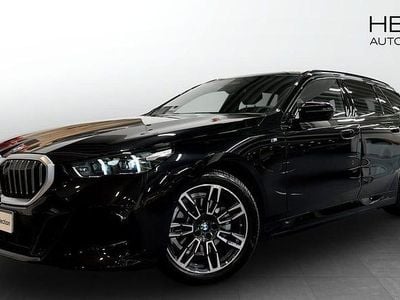 Svart Begagnad 2025 BMW 530 M Sport Kombi | 626 700 kr