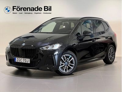 begagnad BMW 225 Active Tourer e xDrive M Sport Drag H/K D/P-Assist