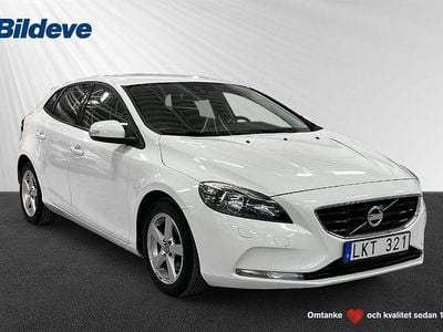 Begagnad Volvo V40 Kinetic 116 HK (85 kW) 2013 Vit Halvkombi