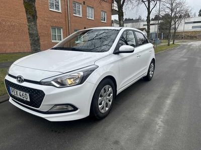 begagnad Hyundai i20 1.4 Premium Euro 6/ Automat/ Kamkedja