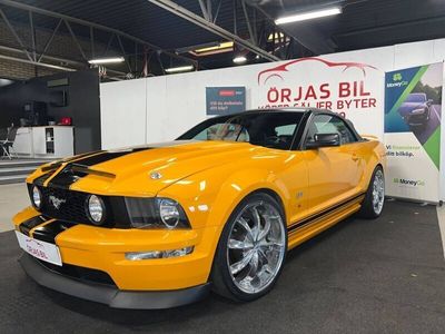 begagnad Ford Mustang GT GT Convertible Automat 304hk