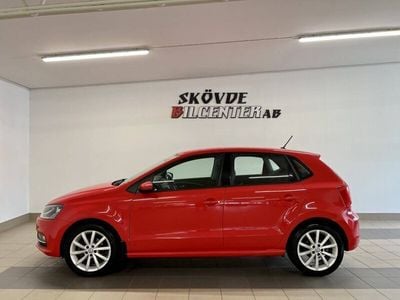 Begagnad VW Polo 90 HK (66 kW) 2015 Röd Halvkombi