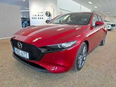 Begagnad Mazda 3 Sky 150 HK (110 kW) 2023 Röd