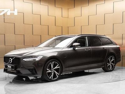 Grå Begagnad 2022 Volvo V90 Ultimate Kombi | 459 900 kr (Marknadspris)