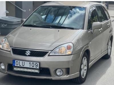 Suzuki Liana