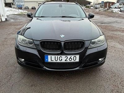 Begagnad BMW 320 184 HK (135 kW) 2012 Kombi