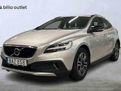 Silver Begagnad 2017 Volvo V40 Halvkombi | 199 900 kr