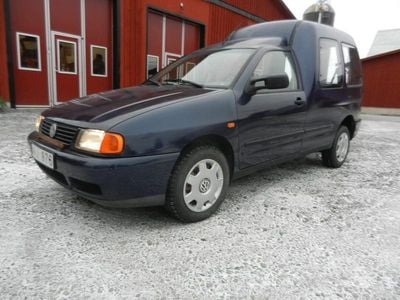 Metallic dark blue Begagnad 1997 VW Caddy Life Minibuss | 29 000 kr
