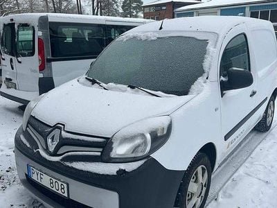 Begagnad Renault Kangoo 90 HK (66 kW) 2013 Vit Minibuss