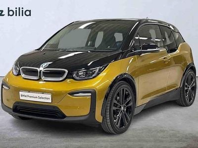 Grå Begagnad 2022 BMW i3 Halvkombi | 244 900 kr (Marknadspris)