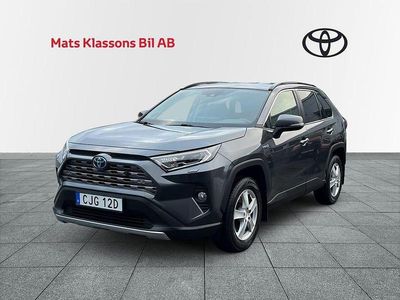 Grå Begagnad 2020 Toyota RAV4 Hybrid Executive SUV | 319 000 kr (Lite dyr)