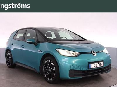 Grön Begagnad 2022 VW ID.3 Pro Performance Halvkombi | 239 000 kr (Marknadspris)
