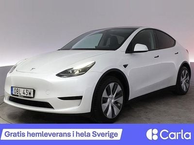 Vit Begagnad 2023 Tesla Model Y Standard Range SUV | 372 990 kr (Marknadspris)