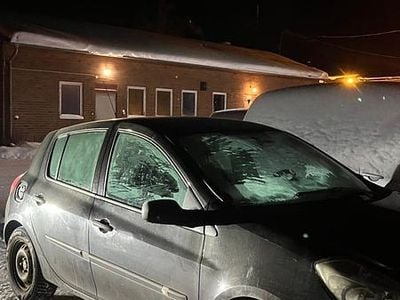 Begagnad 2006 Renault Clio R.S. Halvkombi | 8 000 kr (Bra pris)