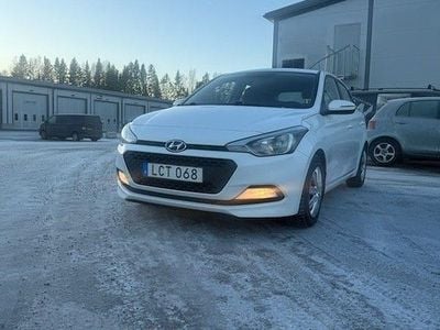 Vit Begagnad 2016 Hyundai i20 Comfort Halvkombi | 69 000 kr (Marknadspris)