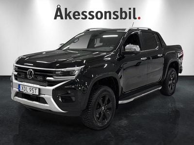 Svart Begagnad 2023 VW Amarok Aventura Pickup | 629 000 kr (Marknadspris)
