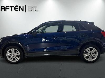 Blå Begagnad 2024 Audi Q2 Advanced Plus SUV | 278 900 kr (Marknadspris)