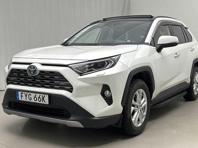 Vit Begagnad 2021 Toyota RAV4 Executive | 329 900 kr (Marknadspris)