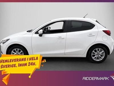 Vit Begagnad 2016 Mazda 2 Halvkombi | 129 800 kr (Marknadspris)