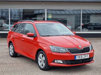 begagnad Skoda Fabia Kombi 1.2 TSI Dragkrok Android|Apple CarPlay