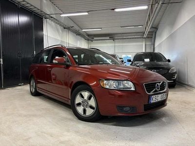 Röd Begagnad 2010 Volvo V50 Momentum Kombi | 59 900 kr (Marknadspris)