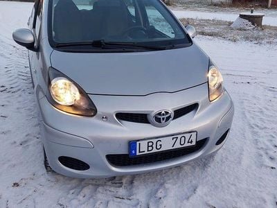 Begagnad Toyota Aygo 68 HK (50 kW) 2010 Halvkombi