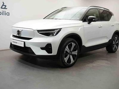 Vit Begagnad 2023 Volvo XC40 Single Motor SUV | 349 900 kr