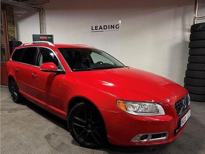 Röd Begagnad 2012 Volvo V70 Summum Kombi | 89 900 kr (Marknadspris)