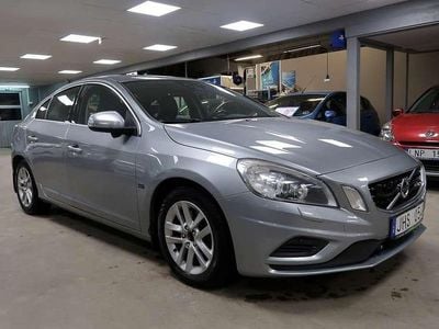 Begagnad Volvo S60 R-Design 205 HK (150 kW) 2011 Silver Sedan