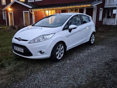 Begagnad Ford Fiesta 70 HK (51 kW) 2011 Halvkombi